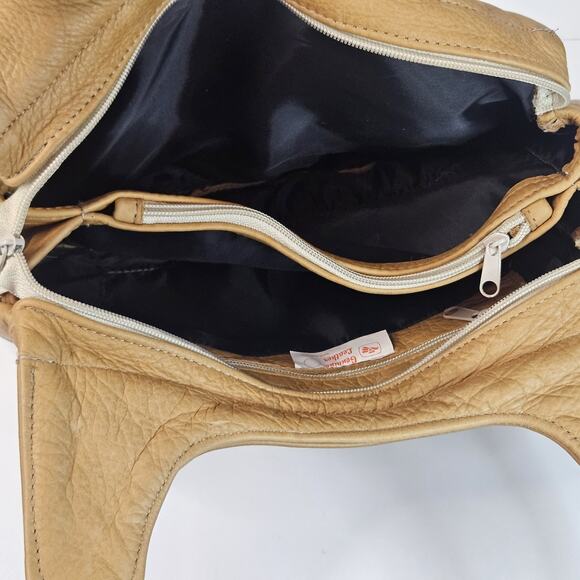 Vintage Soft Light Brown Leather 6 Pocket 2 Strap Whale Tail Lg Shoulder Bag - Picture 9 of 13